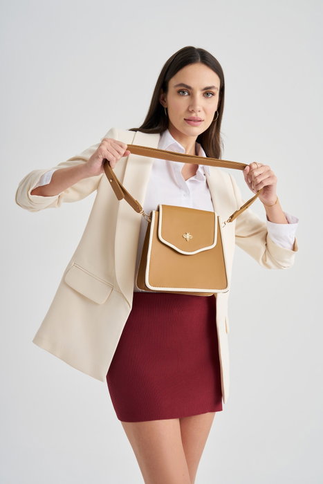 Lucky Bees Bolso Bandolera Camel y Crema Lucky Bees Bolso Bandolera Camel y Crema